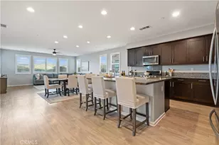 25140 Golden Maple Dr, Canyon Country, CA 91321 - Photo 10