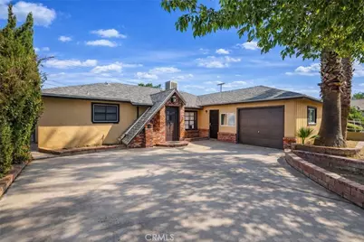 321 E Avenue J8, Lancaster, CA 93535 - Photo 2