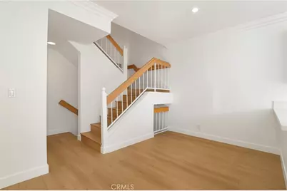 5799 Freebird Lane #102, Oak Park, CA 91377 - Photo 2