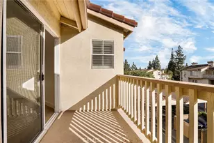 5799 Freebird Ln, Oak Park, CA 91377 - Photo 32