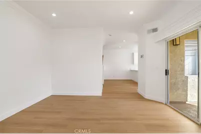 5799 Freebird Lane #102, Oak Park, CA 91377 - Photo 8