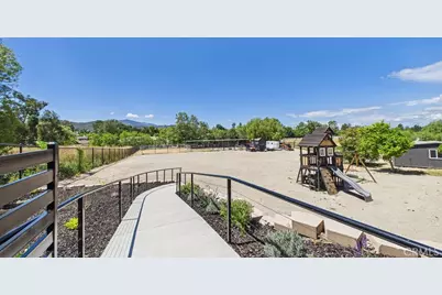 1631 Hauser Cir, Thousand Oaks, CA 91362 - Photo 70