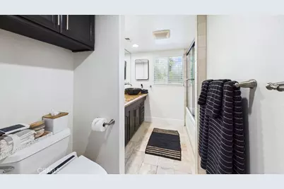 1631 Hauser Cir, Thousand Oaks, CA 91362 - Photo 52