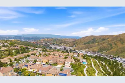 28653 Crown Heights Court, Canyon Country, CA 91387 - Photo 60