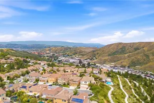 28653 Crown Heights Ct, Canyon Country, CA 91387 - Photo 60