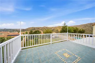 28653 Crown Heights Ct, Canyon Country, CA 91387 - Photo 48