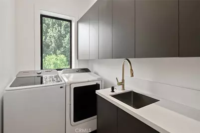 11835 Kling Street, Valley Village, CA 91607 - Photo 42