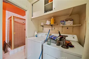 12415 Erwin St, Los Angeles, CA 91606 - Photo 18