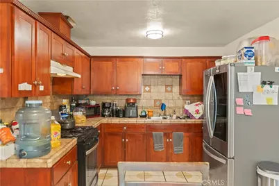 232 Rodriguez Avenue, Shafter, CA 93263 - Photo 8