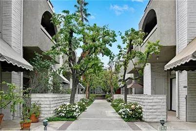 5335 White Oak Avenue #A, Encino, CA 91316 - Photo 1