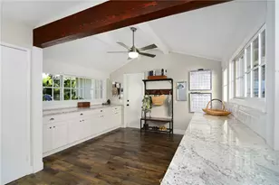 19029 Sprague St, Tarzana, CA 91356 - Photo 8