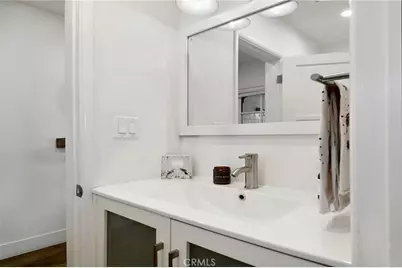 19029 Sprague Street, Tarzana, CA 91356 - Photo 24
