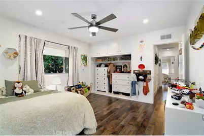 19029 Sprague Street, Tarzana, CA 91356 - Photo 20