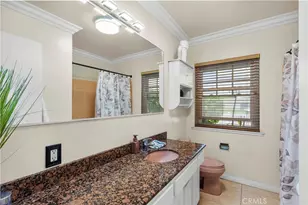 9253 Hayvenhurst Ave, North Hills, CA 91343 - Photo 20