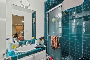 9253 Hayvenhurst Ave, North Hills, CA 91343 - Photo 16