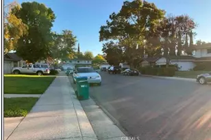 1485 Goldenleaf, San Diego, CA 95209 - Photo 4