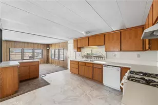 2121 Nadeau, Mojave, CA 93501 - Photo 14