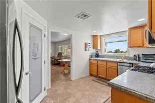 3521 E Ave T4, Palmdale, CA 93550 - Photo 12