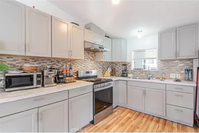 7560 Woodman Place #65, Van Nuys, CA 91405 - Photo 8
