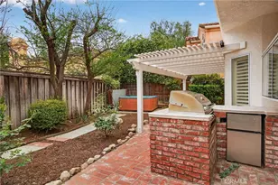 26607 Marigold Ct, Calabasas, CA 91302 - Photo 36