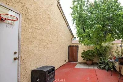 20807 Roscoe Boulevard #12, Winnetka, CA 91306 - Photo 42
