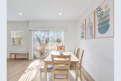 7320 Balboa Boulevard, Lake Balboa, CA 91406 - Photo 2