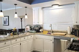8467 Penfield, Winnetka, CA 91306 - Photo 4