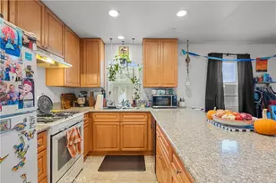 26142 Gravett Pl, Saugus, CA 91350 - Photo 12