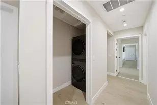 8542 De Celis Pl, North Hills, CA 91343 - Photo 22