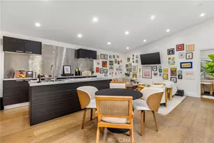 11645 Woodbridge St, Studio City, CA 91604 - Photo 22