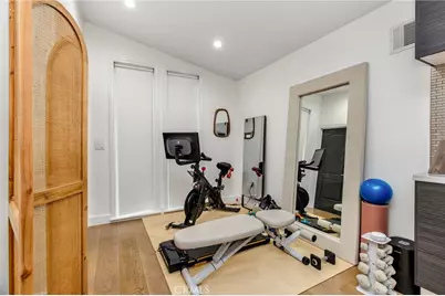 11645 Woodbridge Street, Studio City, CA 91604 - Photo 30