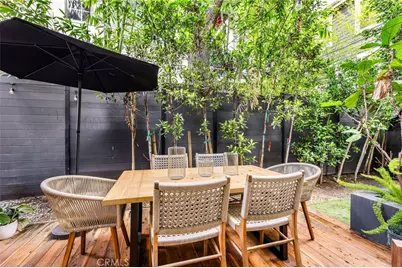 11645 Woodbridge Street, Studio City, CA 91604 - Photo 18