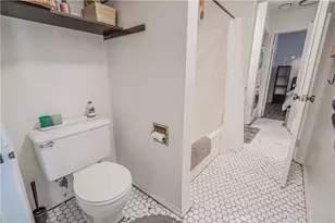 2402 Pleasant Way, Thousand Oaks, CA 91362 - Photo 22
