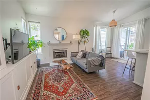 2402 Pleasant Way, Thousand Oaks, CA 91362 - Photo 4