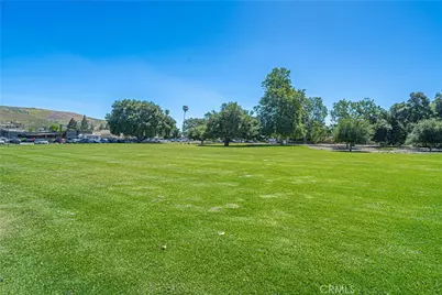 2402 Pleasant Way #H, Thousand Oaks, CA 91362 - Photo 44