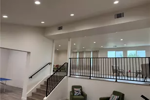 12830 Burbank, Valley Village, CA 91607 - Photo 24