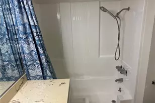 12830 Burbank, Valley Village, CA 91607 - Photo 16