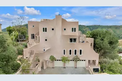 28 Ranchero, Bell Canyon, CA 91307 - Photo 2