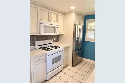 26172 Rainbow Glen, Newhall, CA 91321 - Photo 8