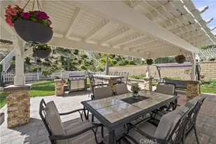 19346 Santa Maria, Newhall, CA 91321 - Photo 32