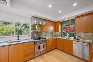 4109 Empis St, Woodland Hills, CA 91364 - Photo 22