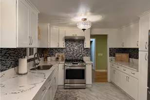 11701 Balboa, Granada Hills, CA 91344 - Photo 4