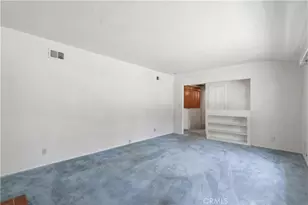 10136 McBroom, Sunland, CA 91040 - Photo 2