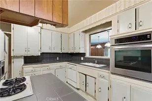 10136 McBroom, Sunland, CA 91040 - Photo 8