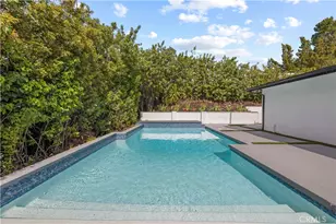 18057 Medley Dr, Encino, CA 91316 - Photo 54