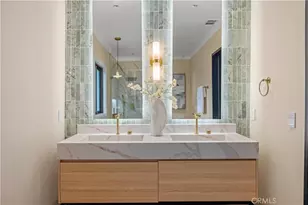 18057 Medley Dr, Encino, CA 91316 - Photo 18