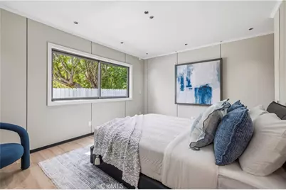 18057 Medley Drive, Encino, CA 91316 - Photo 40