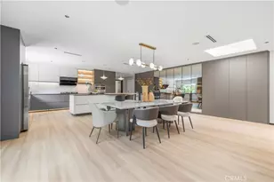 18057 Medley Dr, Encino, CA 91316 - Photo 36