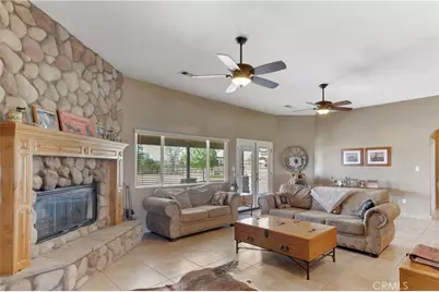 241 Vera Fern Drive, Bakersfield, CA 93308 - Photo 6