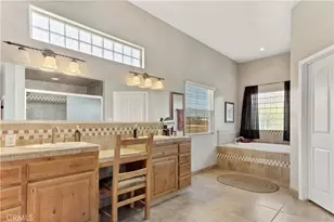 241 Vera Fern Dr, Bakersfield, CA 93308 - Photo 20